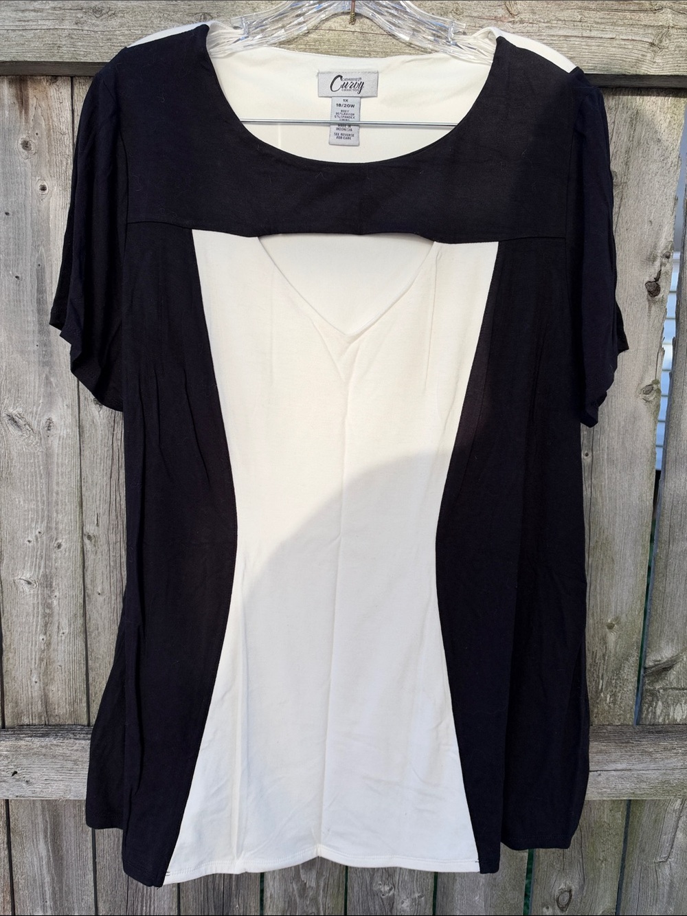 Catherine’s Curvy Black & White Colorblock Scoop Neck Top